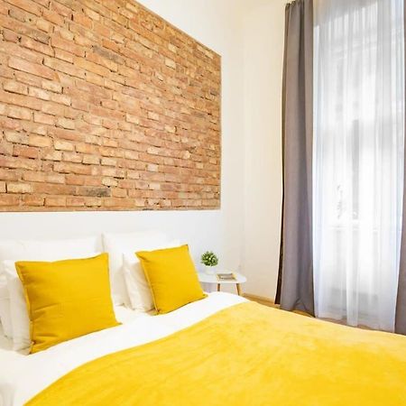 Quiet Comfort - Central Buda Budapest Eksteriør billede